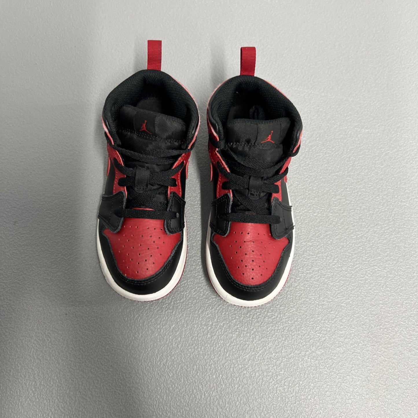 Size 9C- Air Jordan 1 Mid ‘Banned’ 2020 (Toddler)