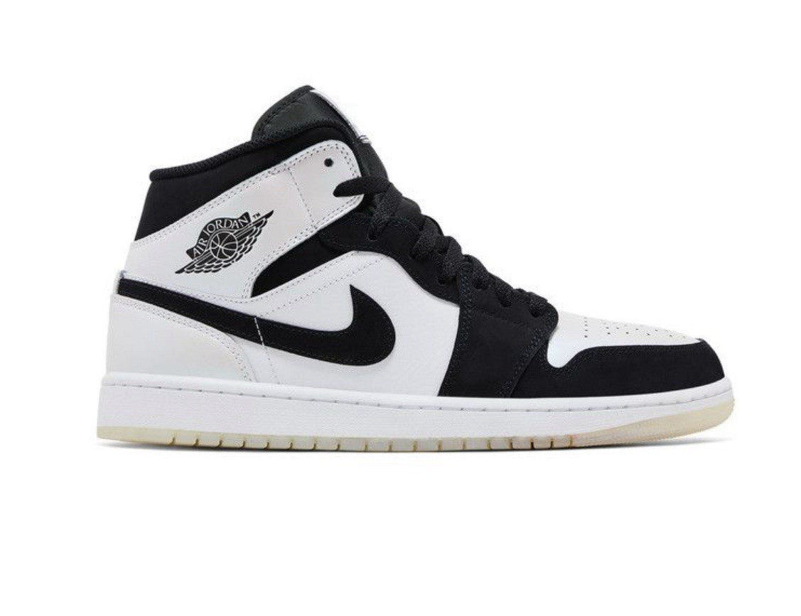 Size 9.5 Men’s or 11 Wmns- Jordan 1 Mid SE Diamond