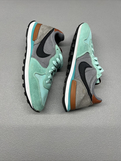 Size 8-Nike Internationalist Women’s 'Artisan Teal'
