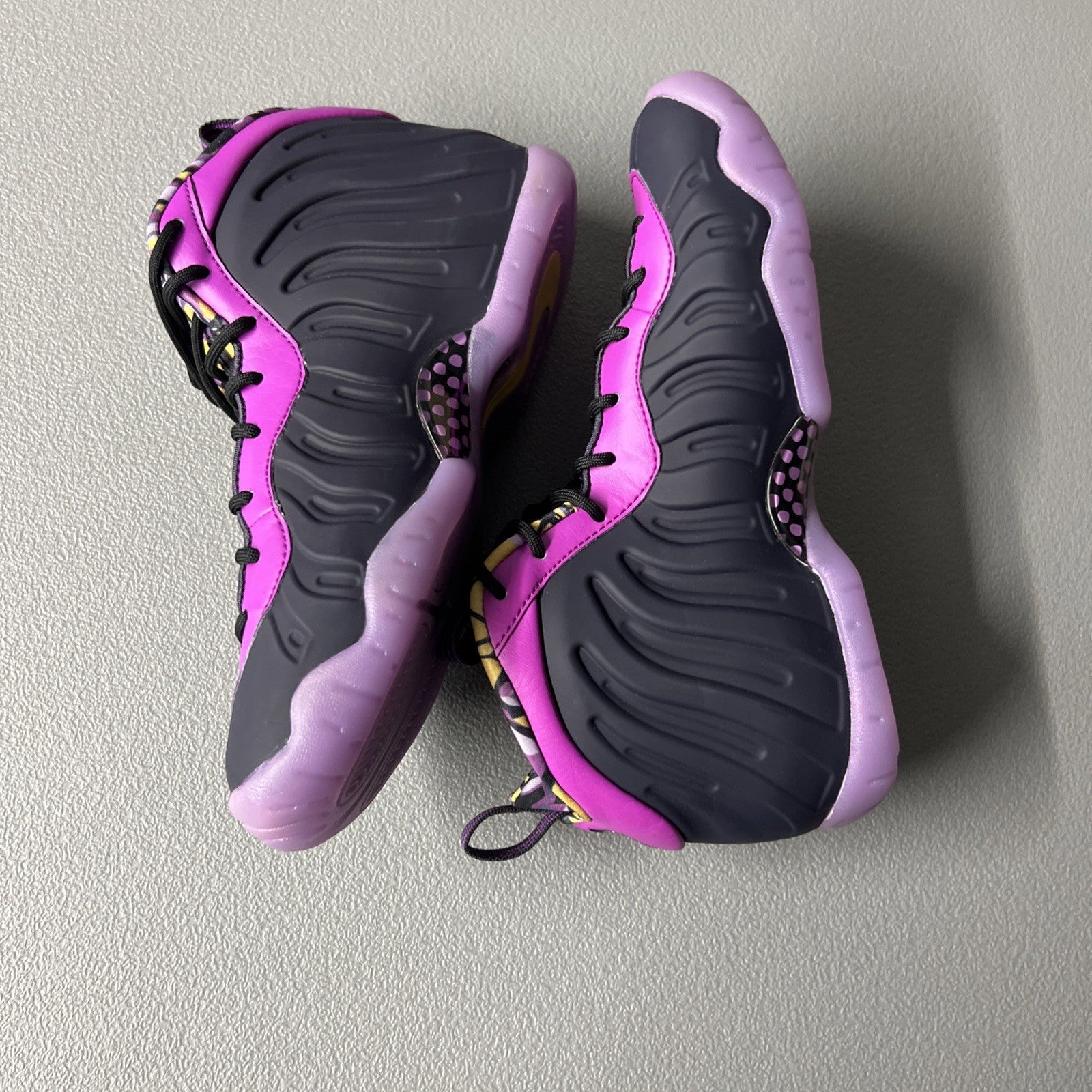 Size 6Y -or 7.5 Wmns - Nike Little Posite One ‘Cave Purple’  (GS)