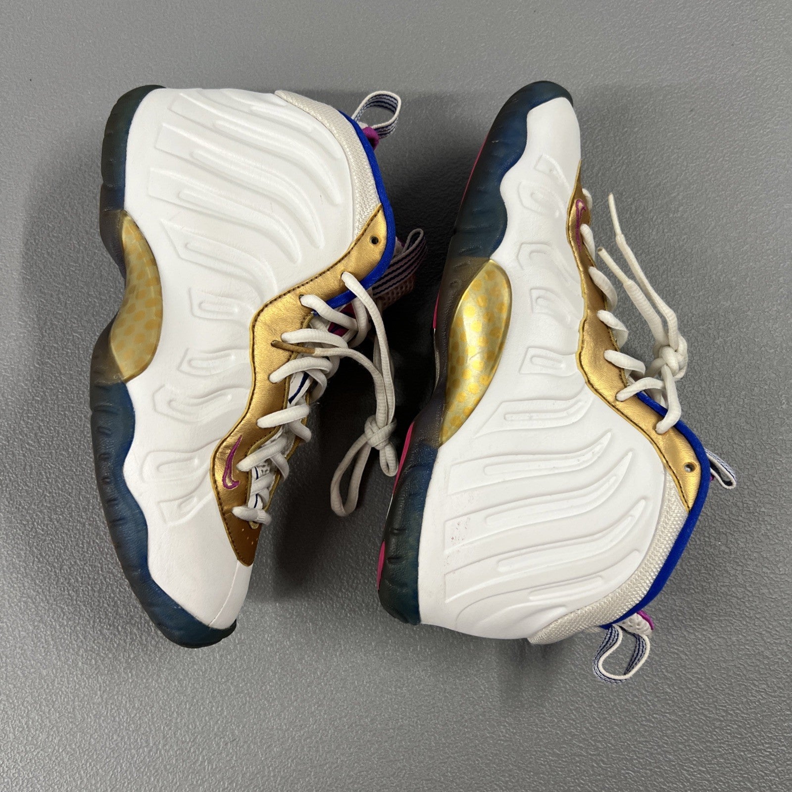 Size 5.5 Y- Nike Little Posite One GS ‘Fuchsia Blast’
