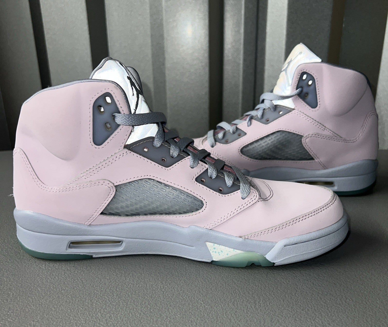 Size 11 - Jordan 5 Retro Easter 2022