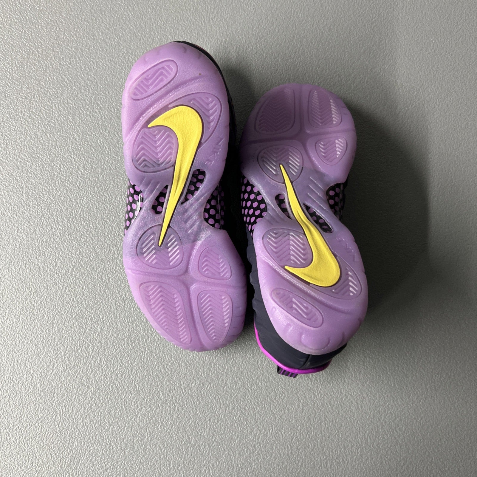 Size 6Y -or 7.5 Wmns - Nike Little Posite One ‘Cave Purple’  (GS)
