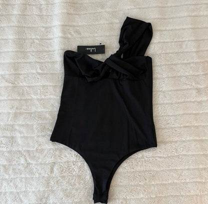 Lulus Sultry Chic One-Shoulder Cutout Bodysuit - Black