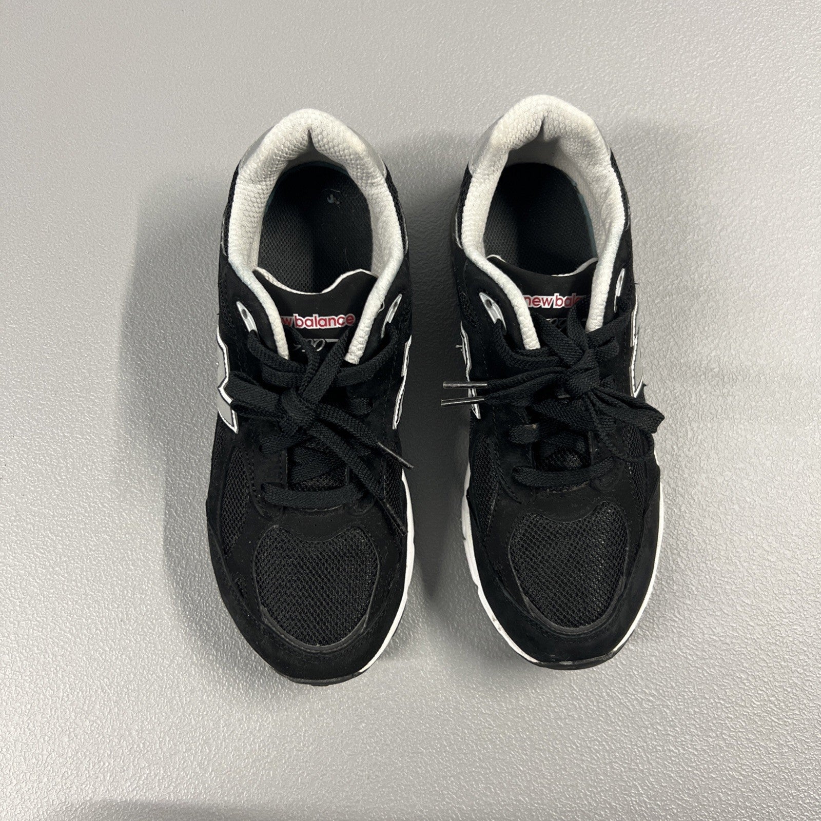 Size 7- New Balance 990v3 Big Kids ‘Black Grey' GC990BS3 (GS)