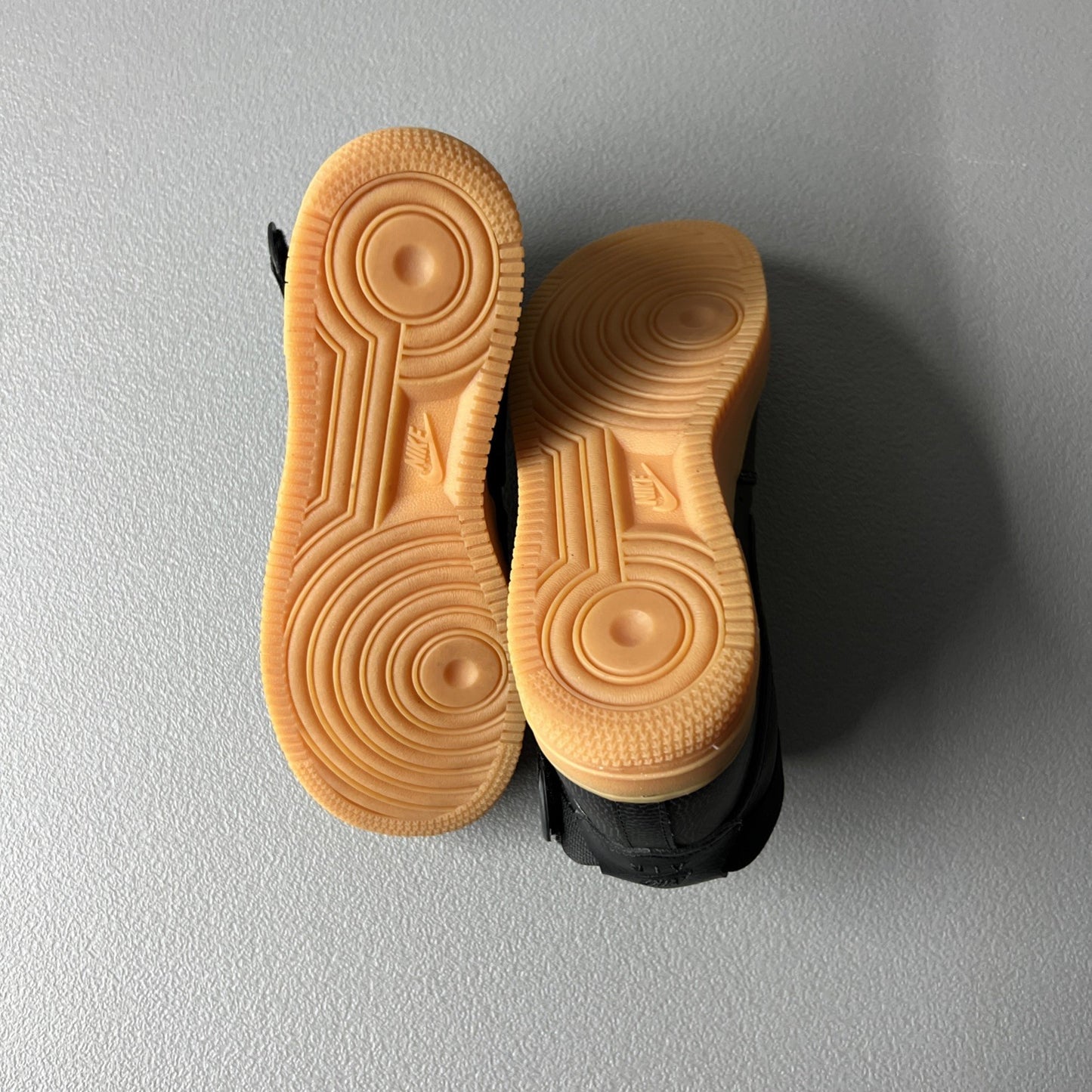 Size 7 Wmns- Air Force 1 Hi SE 'Black Gum'