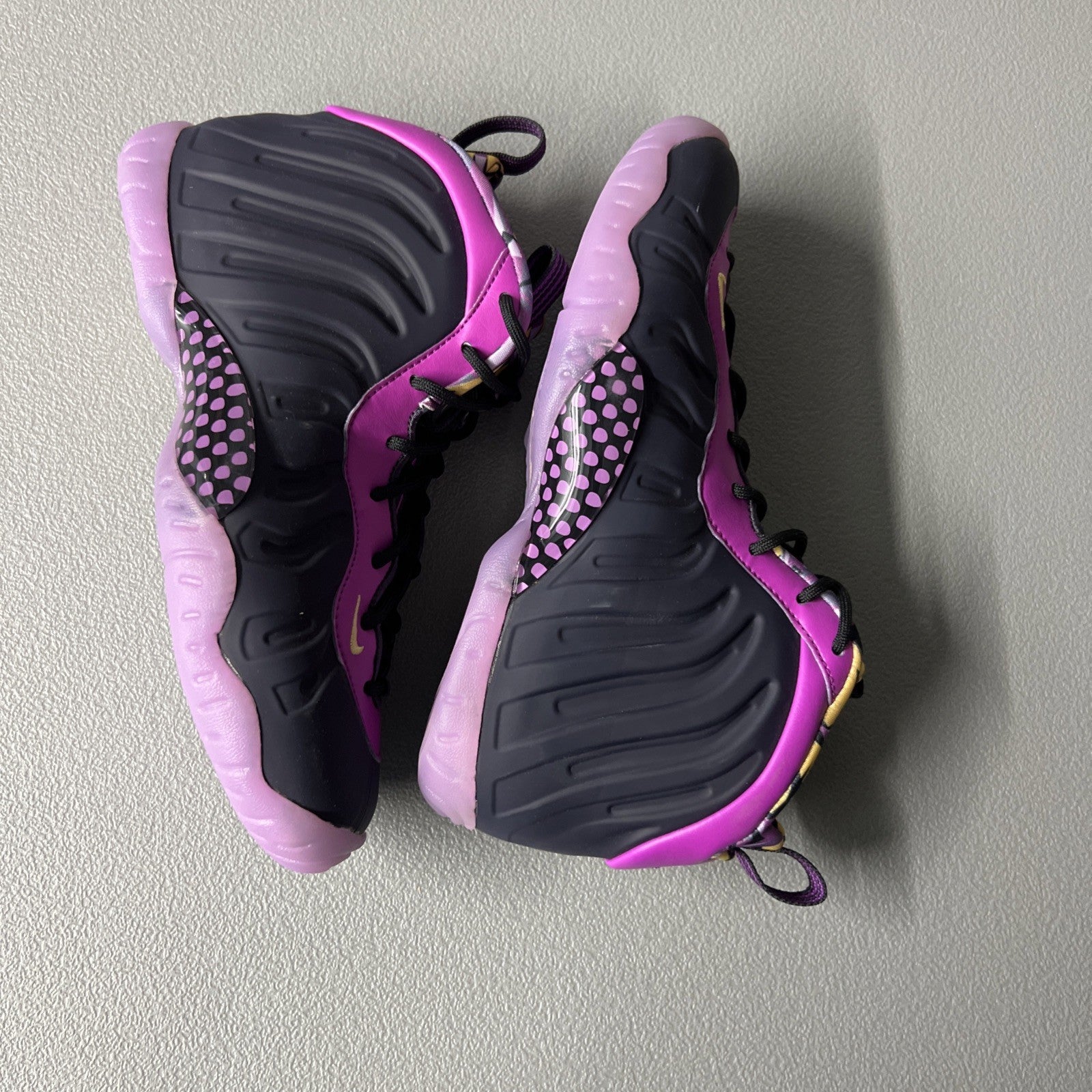 Size 6Y -or 7.5 Wmns - Nike Little Posite One ‘Cave Purple’  (GS)