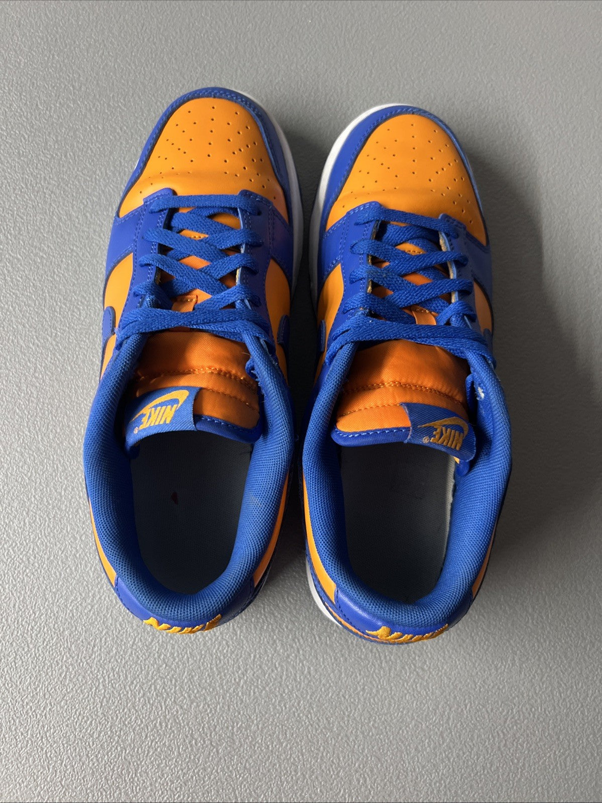 Size 10 - Nike Dunk Low Knicks