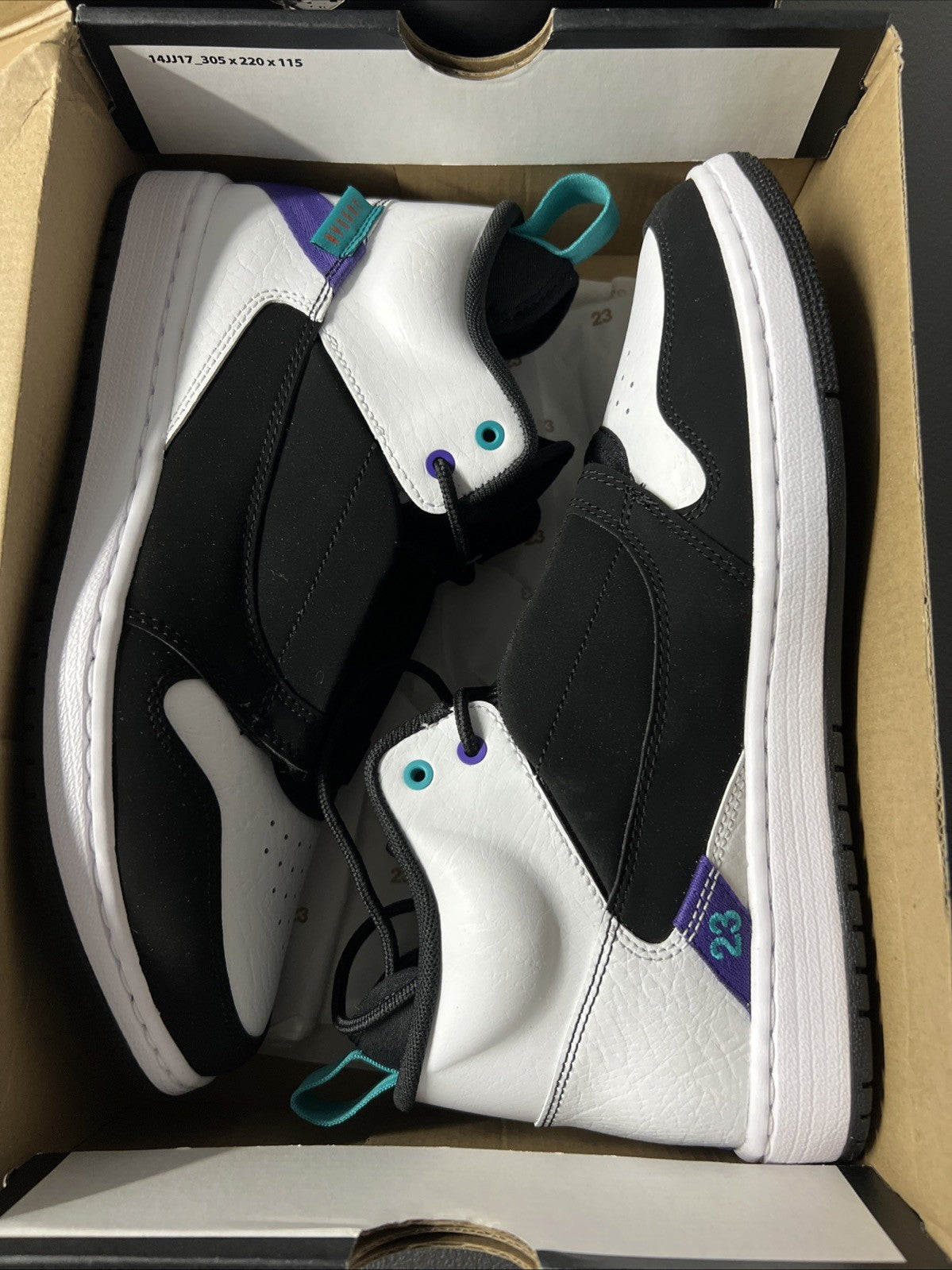 Size 8.5 - Air Jordan Fadeaway 'Black White' AO1329-035