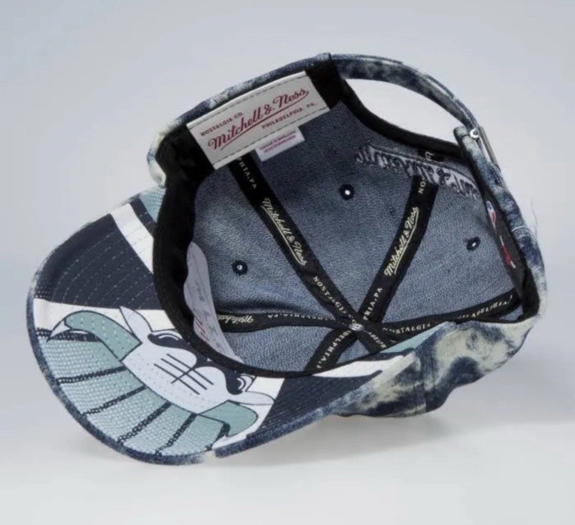 Chicago Bulls NBA Denim Acid Wash Mitchell & Ness Hat Snapback Hat Blue Cotton