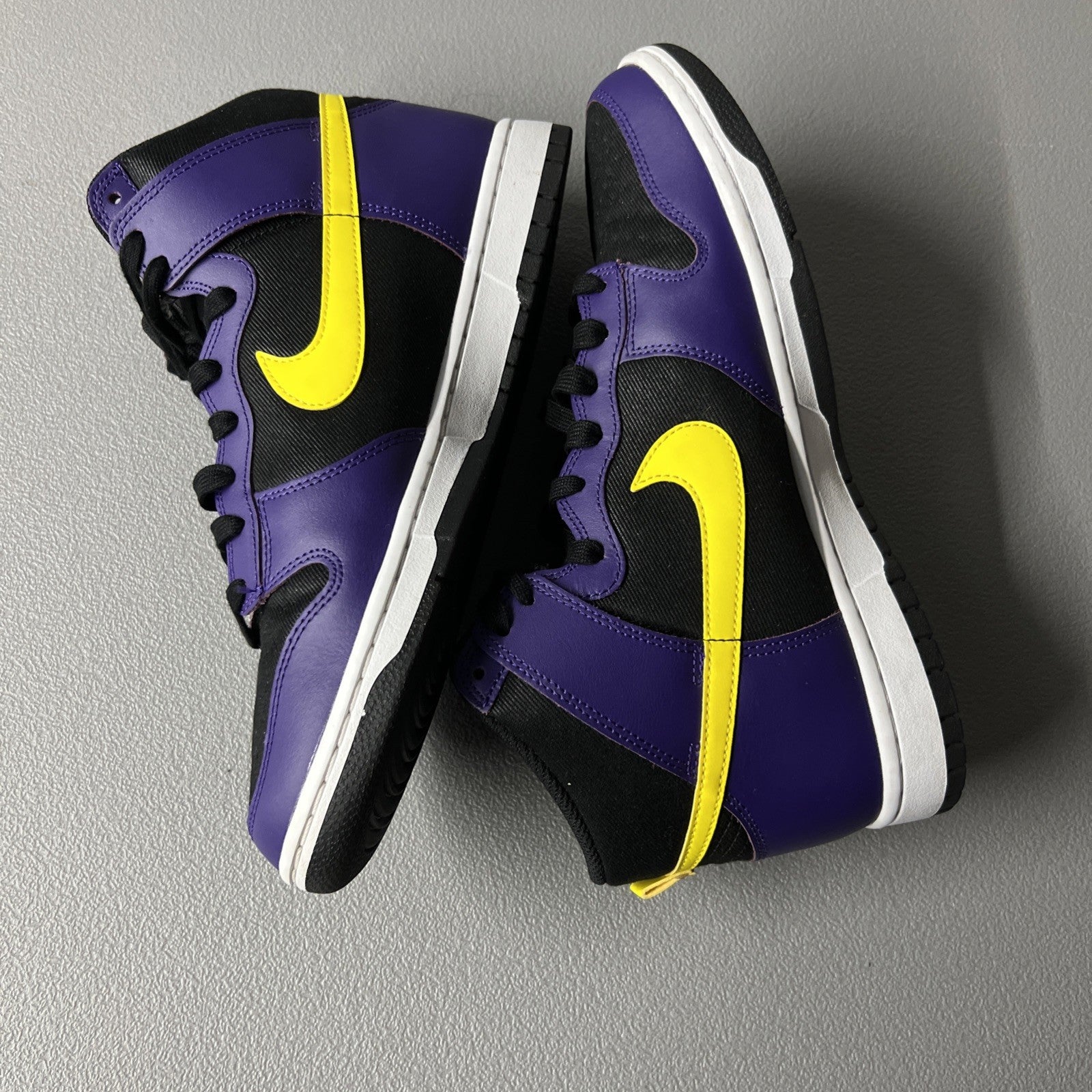 Size 11 - Nike Dunk Premium EMB High ‘Lakers’