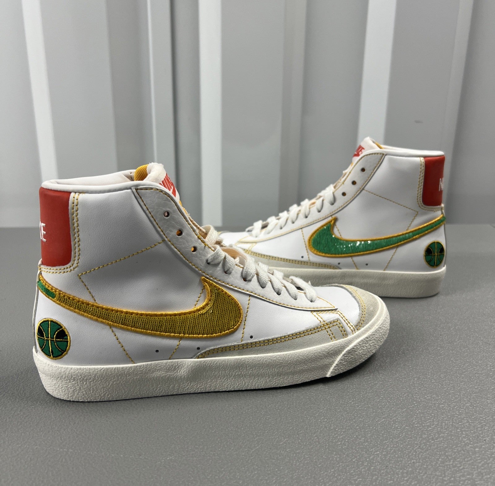 Size 5Y or 6.5 Wmns - Nike Blazer Mid GS 'Roswell Rayguns'