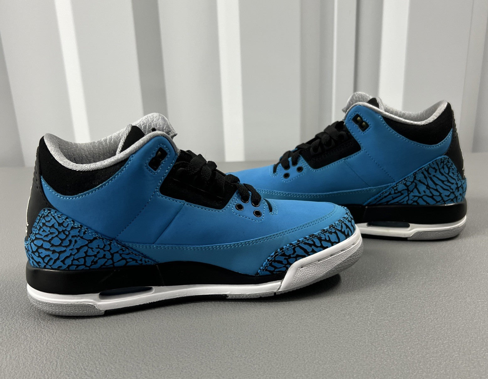 Size 6Y or 7.5 Wmns - Jordan 3 Retro ‘Powder Blue’ GS