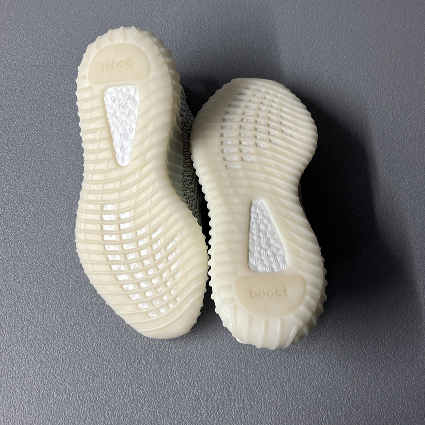 Left 7.5 / Right Size 7 - Yeezy Boost 350 V2 Static