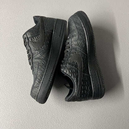 Size 8.5 Men’s or 10 Wmns- Nike Air Force 1 '07 LV8 Low ‘Black Croc’