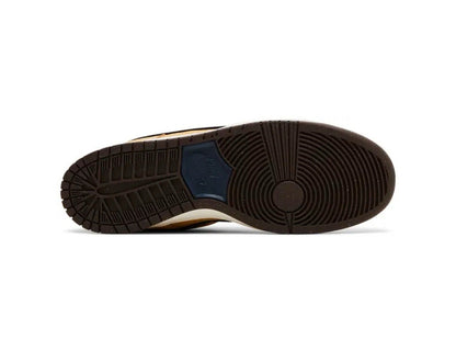 Size 6 - Nike Dunk SB Low City of Cinema