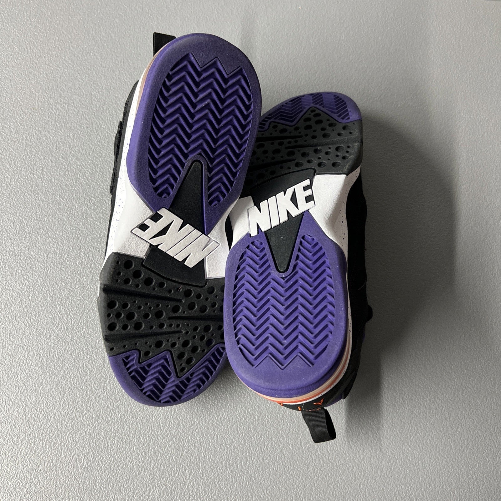 Size 10.5 - Nike Air Force Max CB Suns Away Men’s