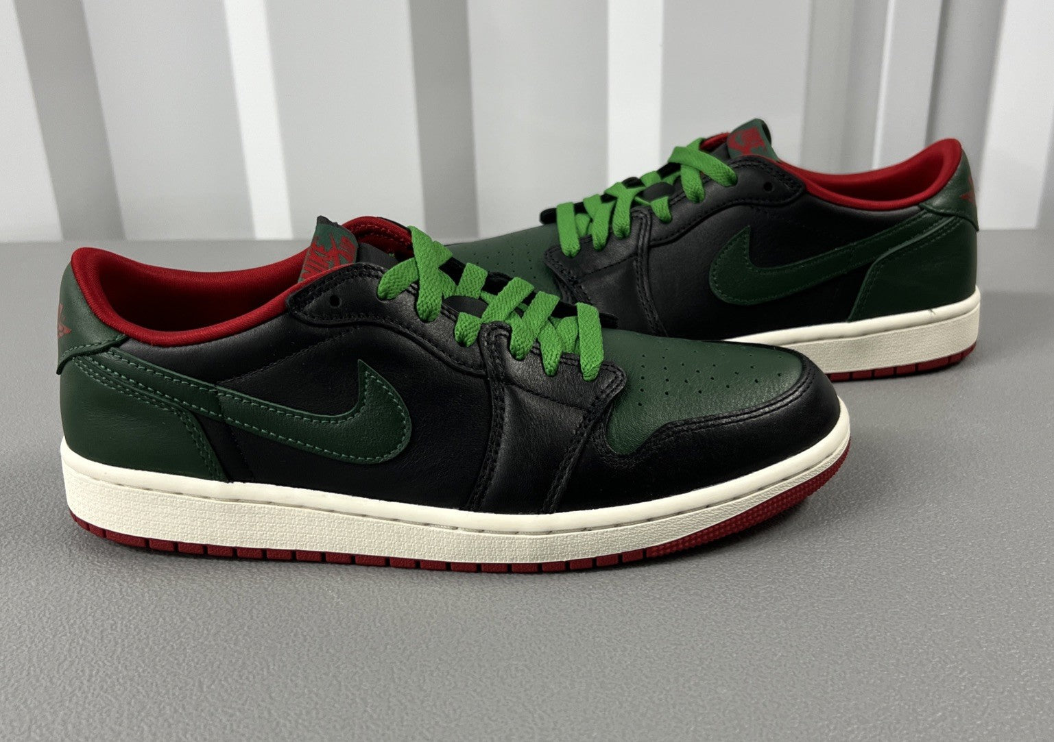 Size 10 - Air Jordan 1 Retro OG Low Wmns ‘Black Gorge Green’