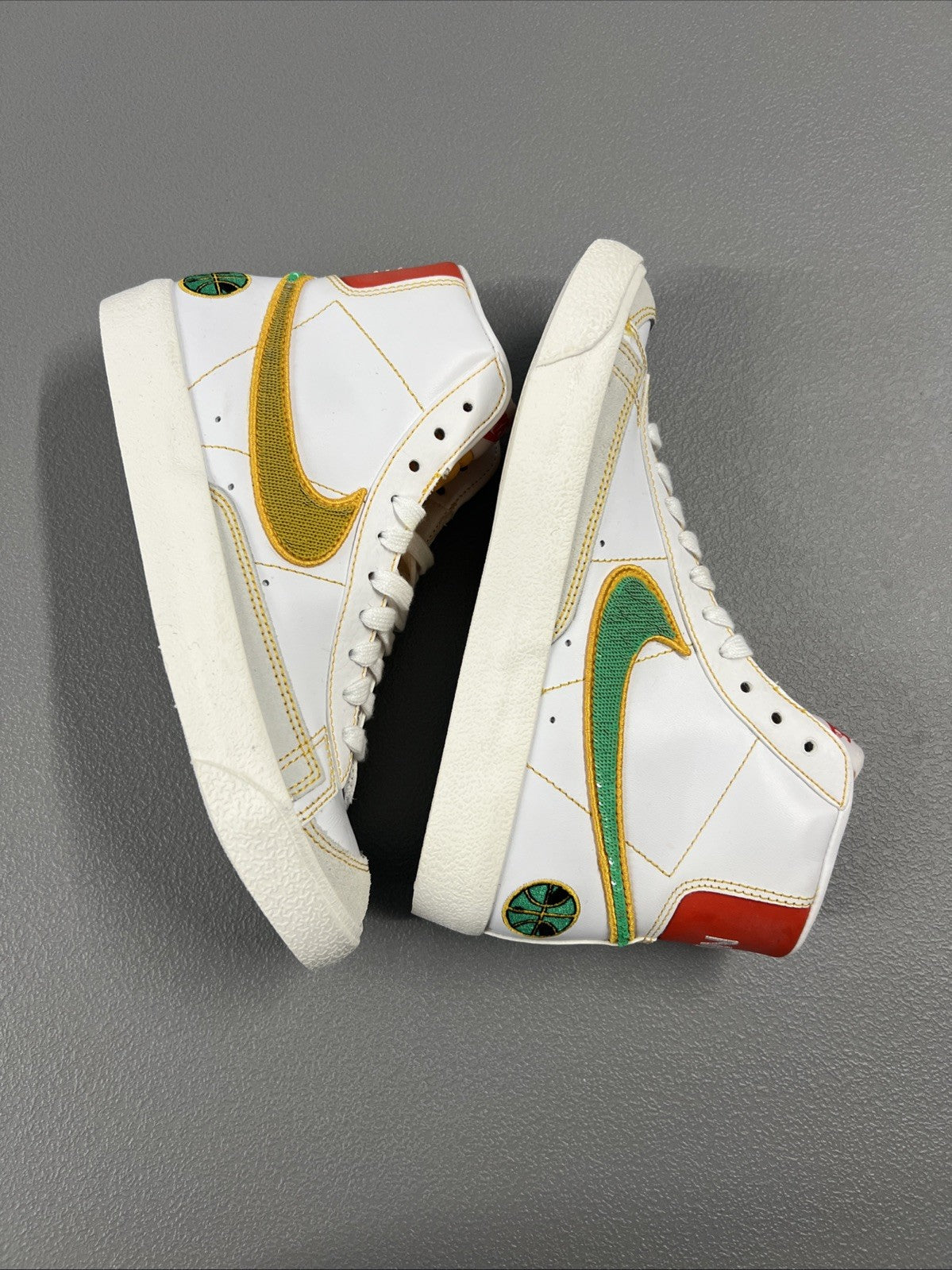 Size 5Y or 6.5 Wmns - Nike Blazer Mid GS 'Roswell Rayguns'