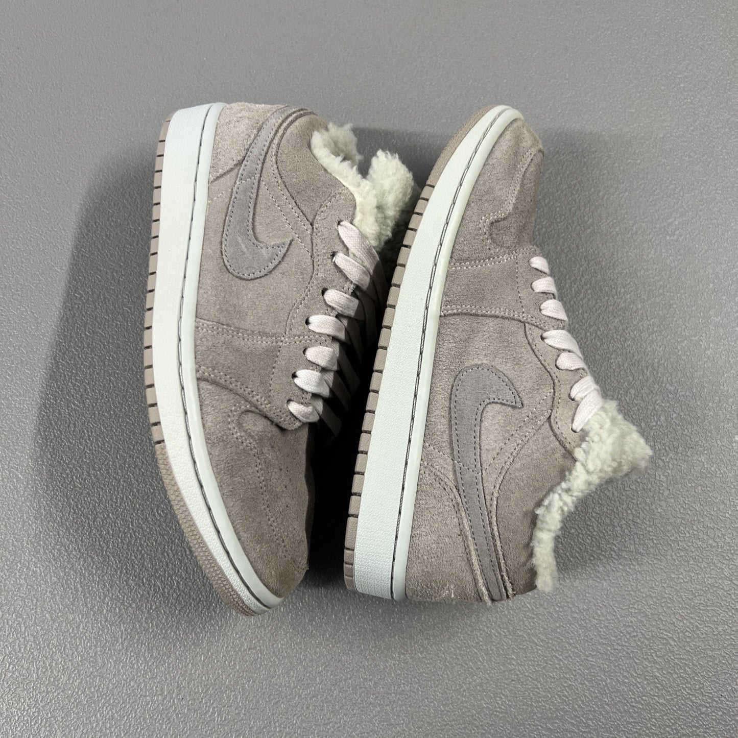 Size 8 - Jordan Wmns Air Jordan 1 Low SE 'Sherpa Fleece'