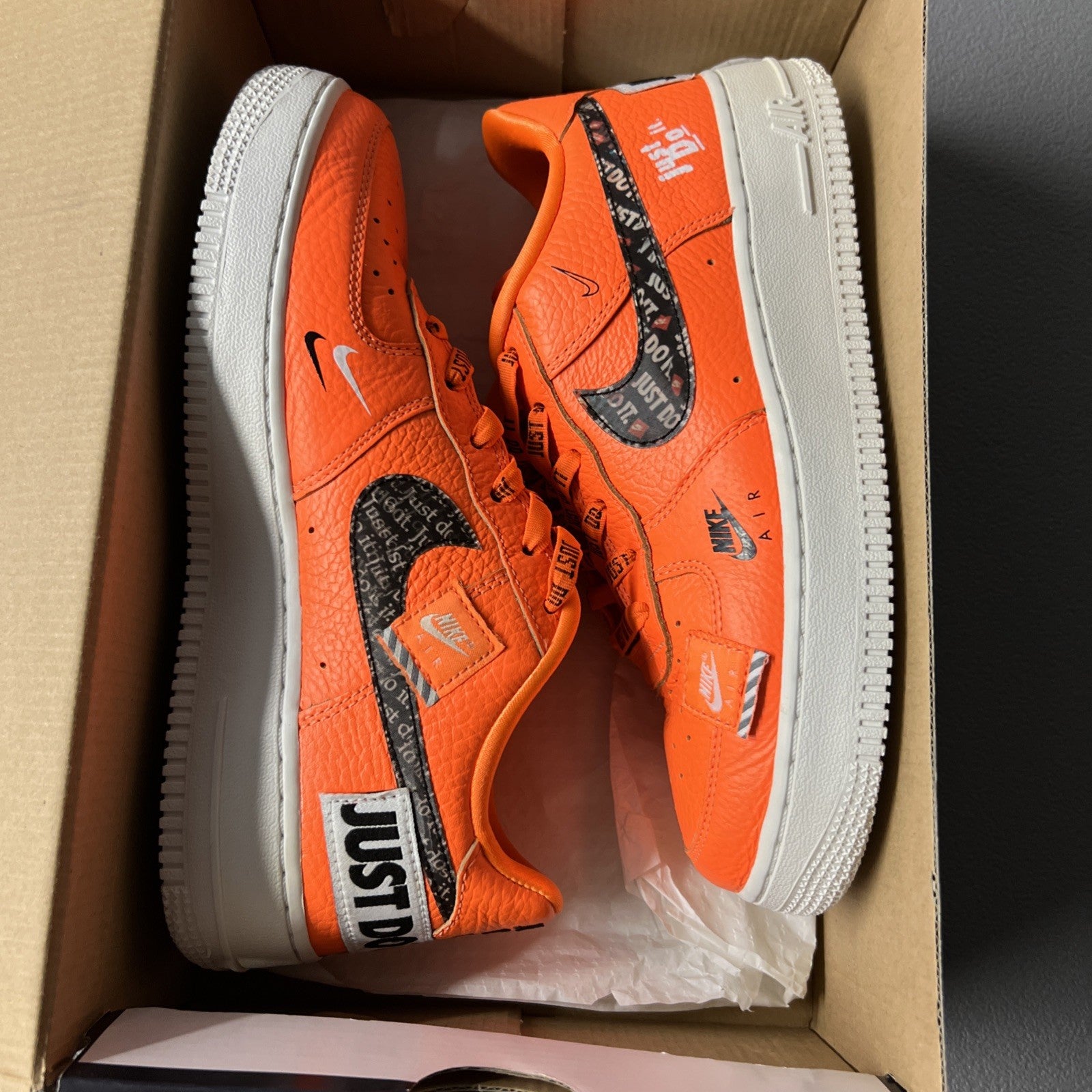 Size 6Y or 7.5 Wmns- Nike Air Force 1 '07 Premium 'Just Do It Pack’