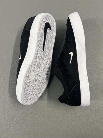 Size 9.5 - Nike Malor SB Black White