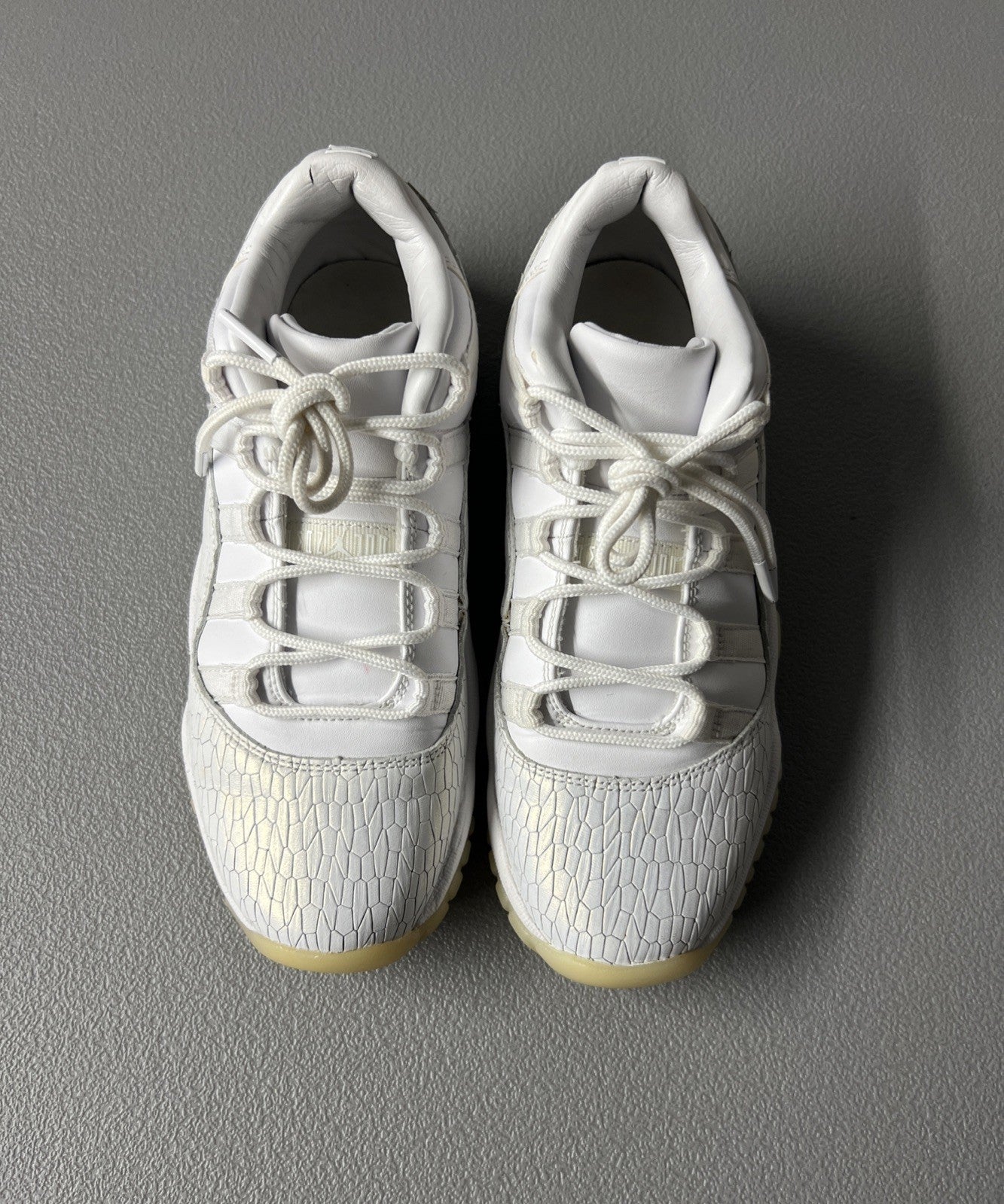 Size 5.5Y or 7 Wmns - Jordan 11 Retro Low Heiress Pure Platinum (GS) 897331-100