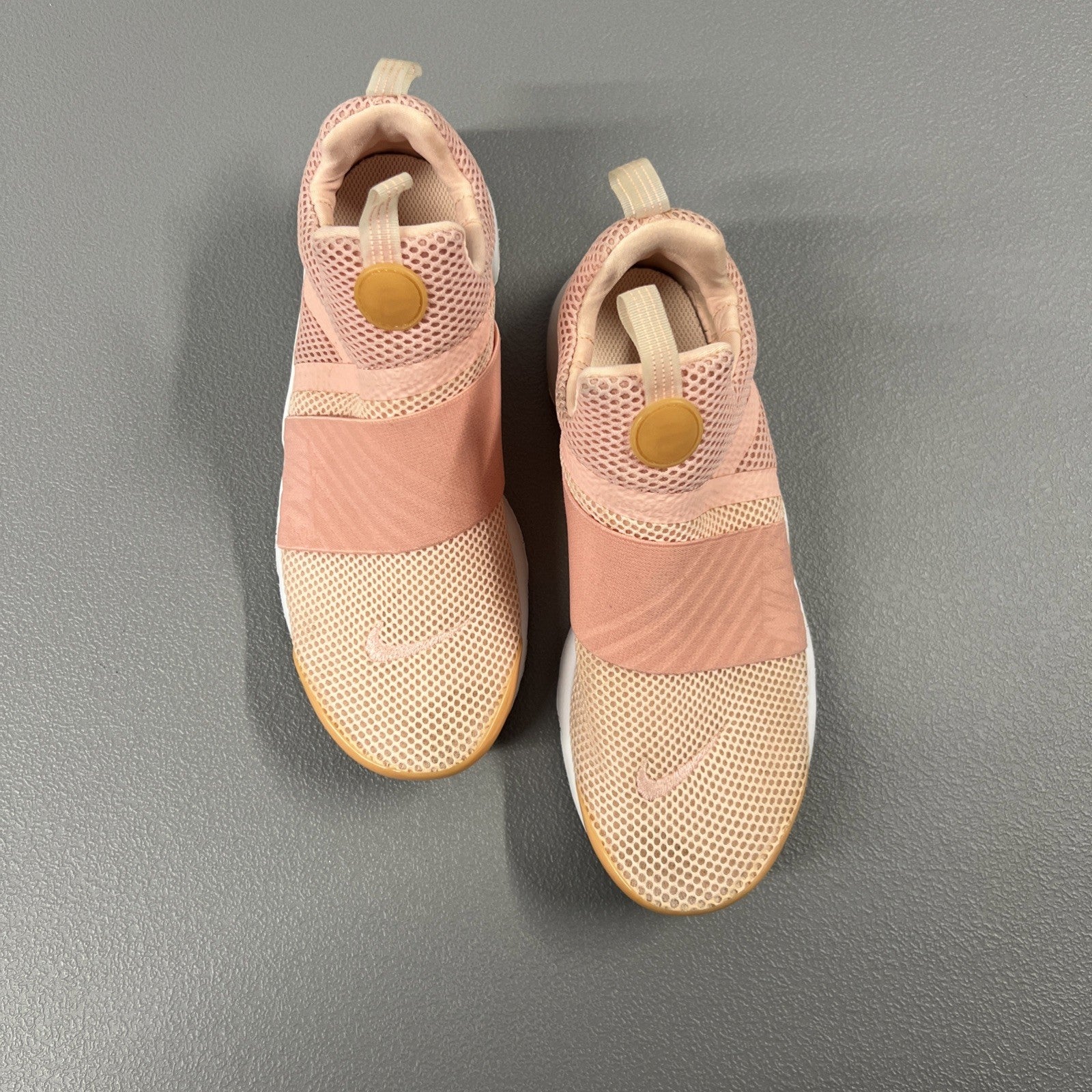 Size 5Y - Nike Presto Extreme GS 'Bleached Coral’