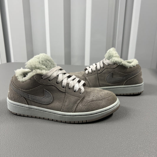 Size 8 - Jordan Wmns Air Jordan 1 Low SE 'Sherpa Fleece'