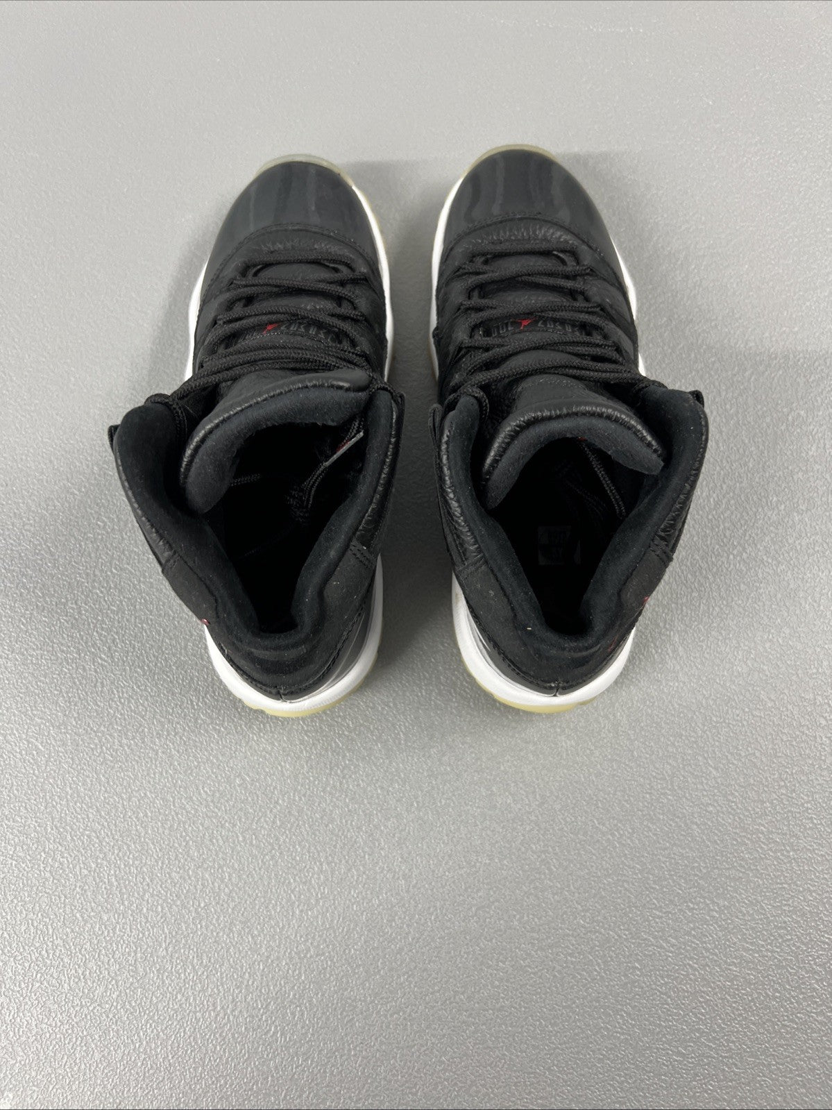 Size 5Y or 6.5 Wmns - Jordan 11 Retro 72-10 (GS)