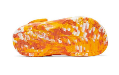Crocs Classic Clog Honey Nut Cheerios Size - 5J  (Kids)