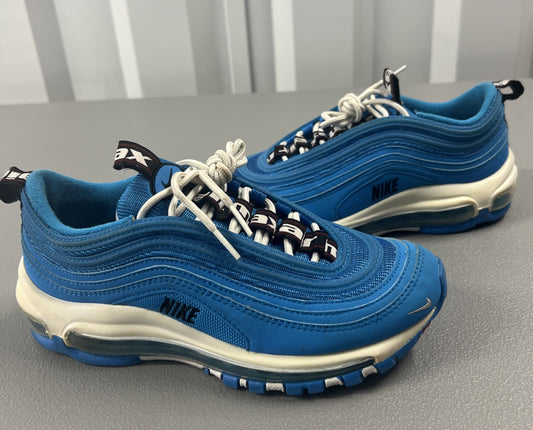 Size 5.5 Y- Nike Air Max 97 SE GS ‘Blue Hero’