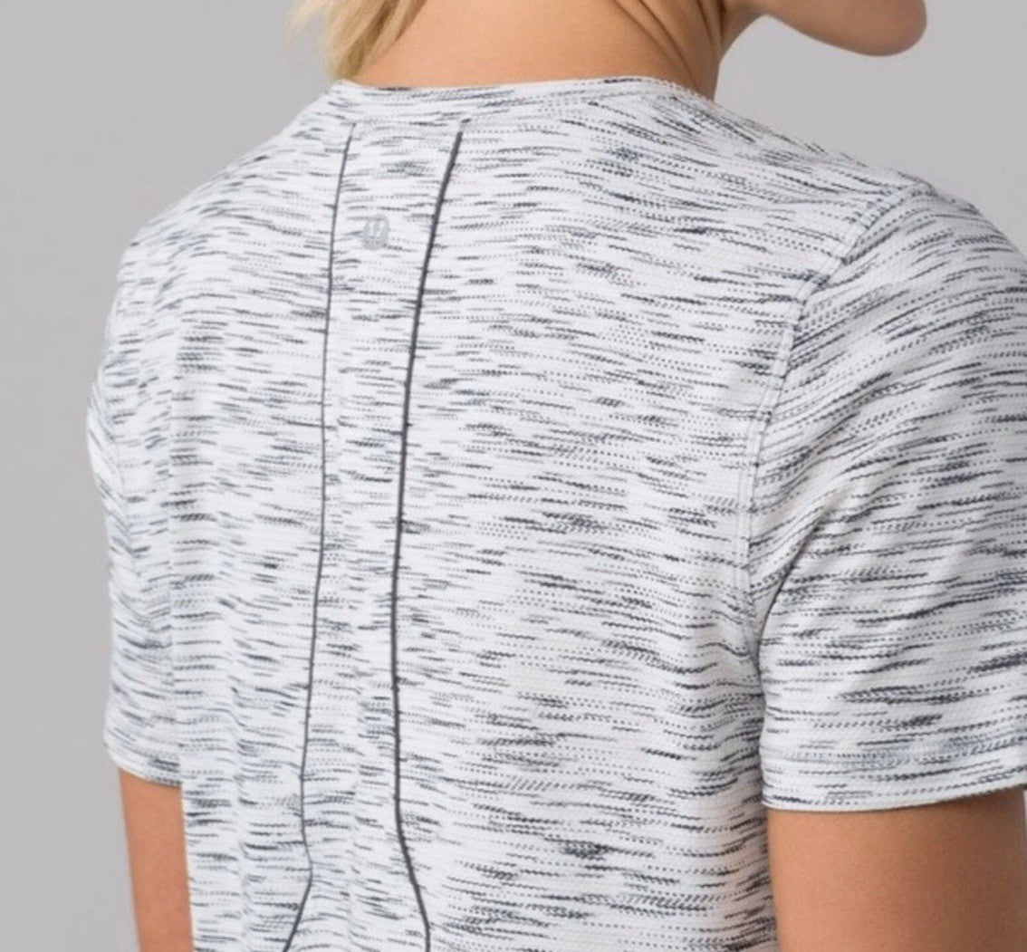 Size Small- Lululemon Long Distance Short Sleeve Tiger Space Dye Black White