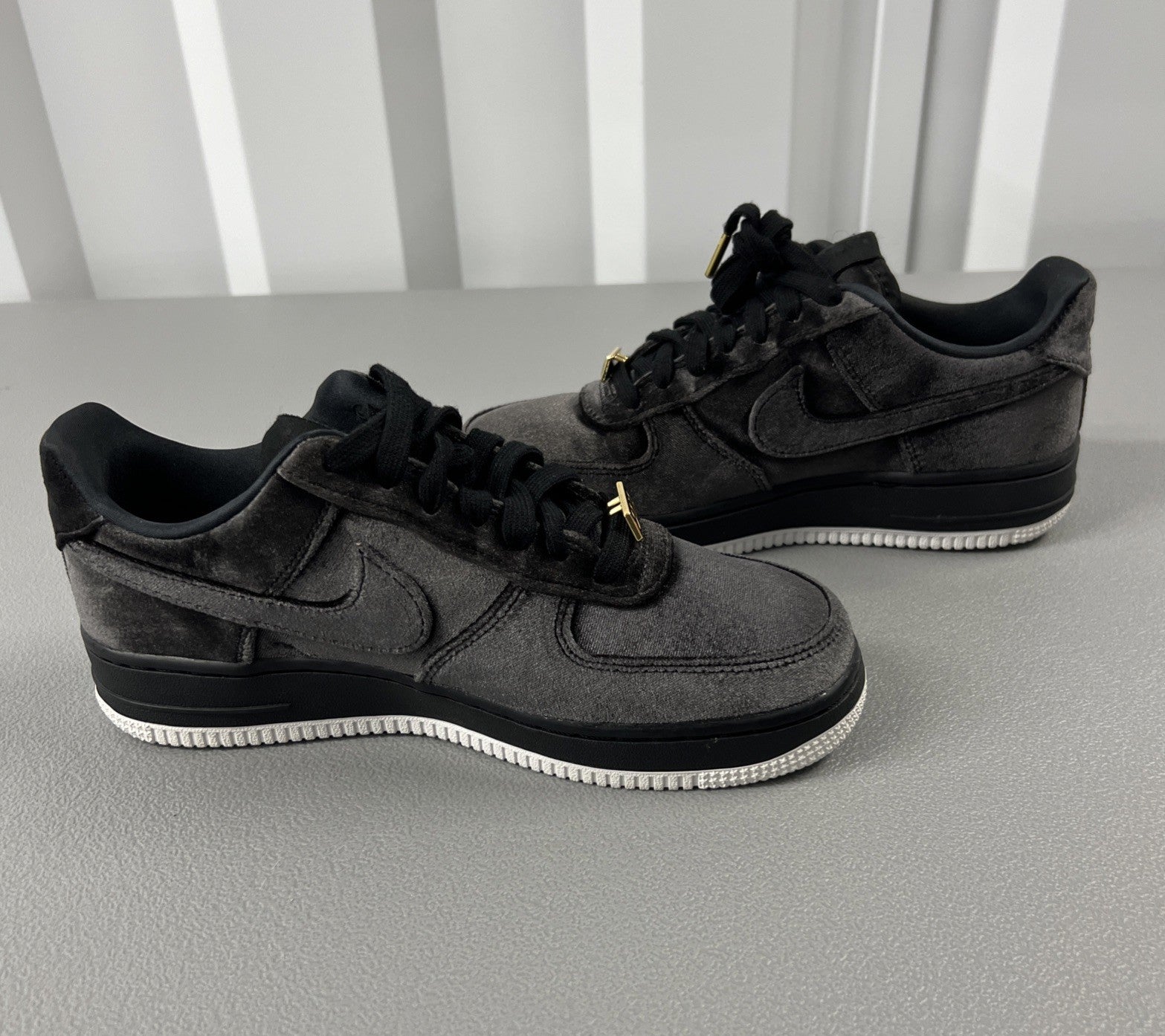 Size 5.5 Mens Or 7 Wmns - Nike Air Force 1 07 ‘Velvet Rose’ 🌹