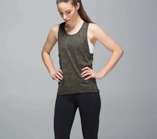 Size 8- Lululemon Run For Days Tank Deep Camo (17.5” Pit To Pit)