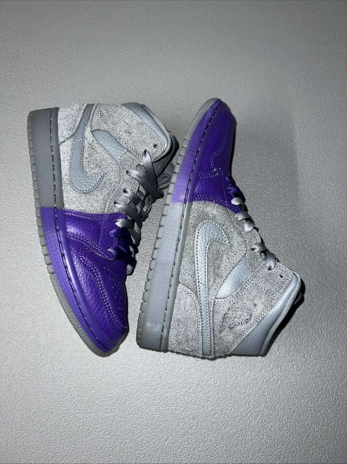 Size 5 - Jordan 1 Mid Sheila Rashid Wmns