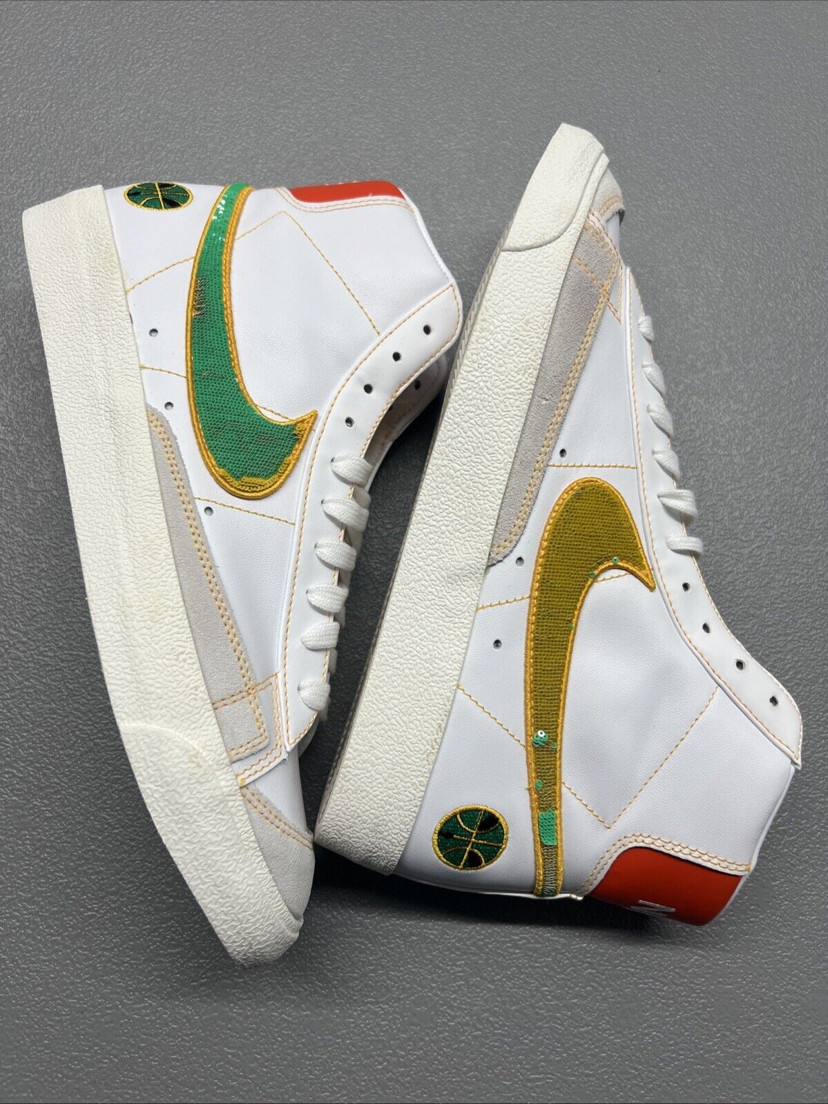 Size 10 Nike Blazer Mid 77 Raygun ( Men’s)