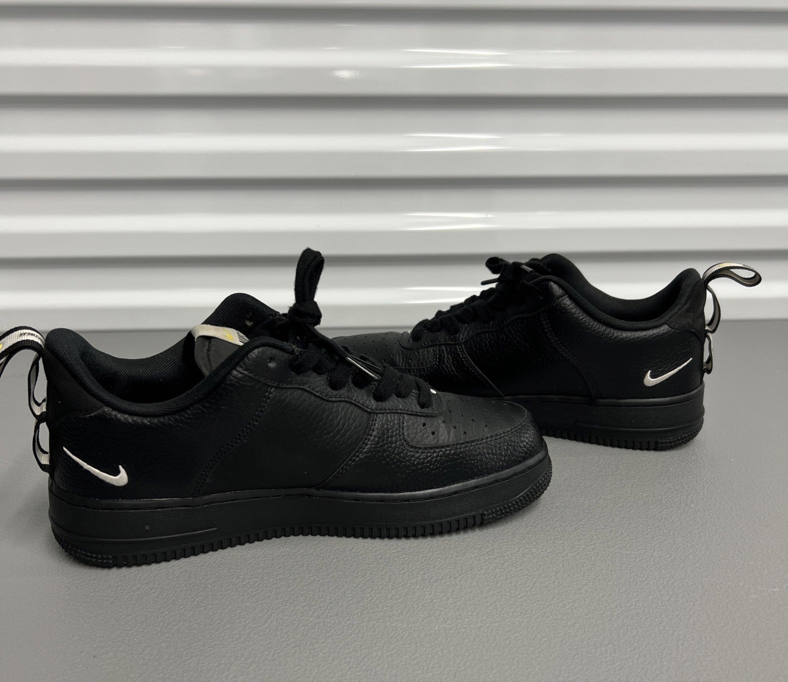 Size 8.5 Men’s or 10 Wmns - Nike air Force 1 '07 LV8 'Overbranding'