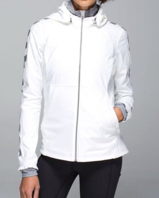 Size 9 Lululemon Feelin' Frosty Softshell Reflective Jacket Wind&Water Resistant