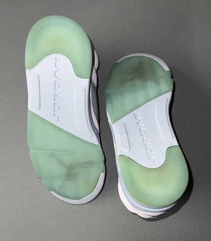 Size 11 - Jordan 5 Retro Easter 2022