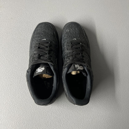 Size 8.5 Men’s or 10 Wmns- Nike Air Force 1 '07 LV8 Low ‘Black Croc’