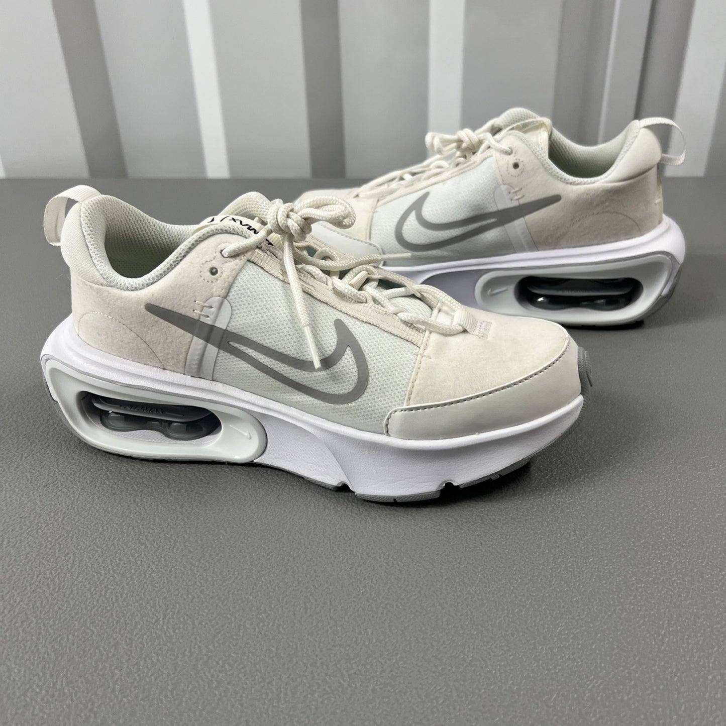 Size 7.5 - Nike Air Max INTRLK ‘Summit White Smoke Grey’ Women’s