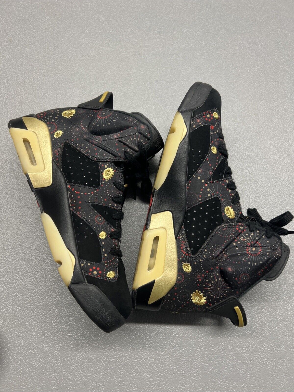 Size 9.5 - Air Jordan 6 Retro Chinese New Year