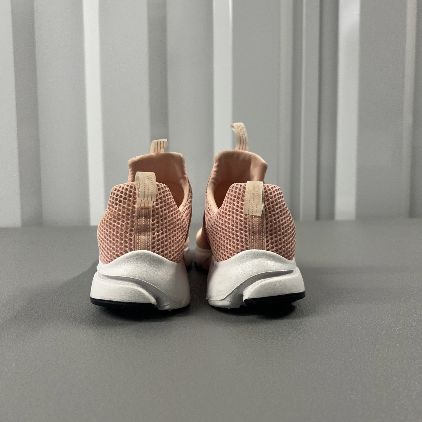 Size 5Y - Nike Presto Extreme GS 'Bleached Coral’