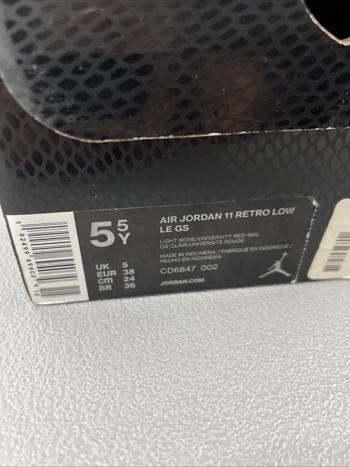 5.5 Y or 7 Wmns - Jordan 11 Retro Low Snake Light Bone (GS)