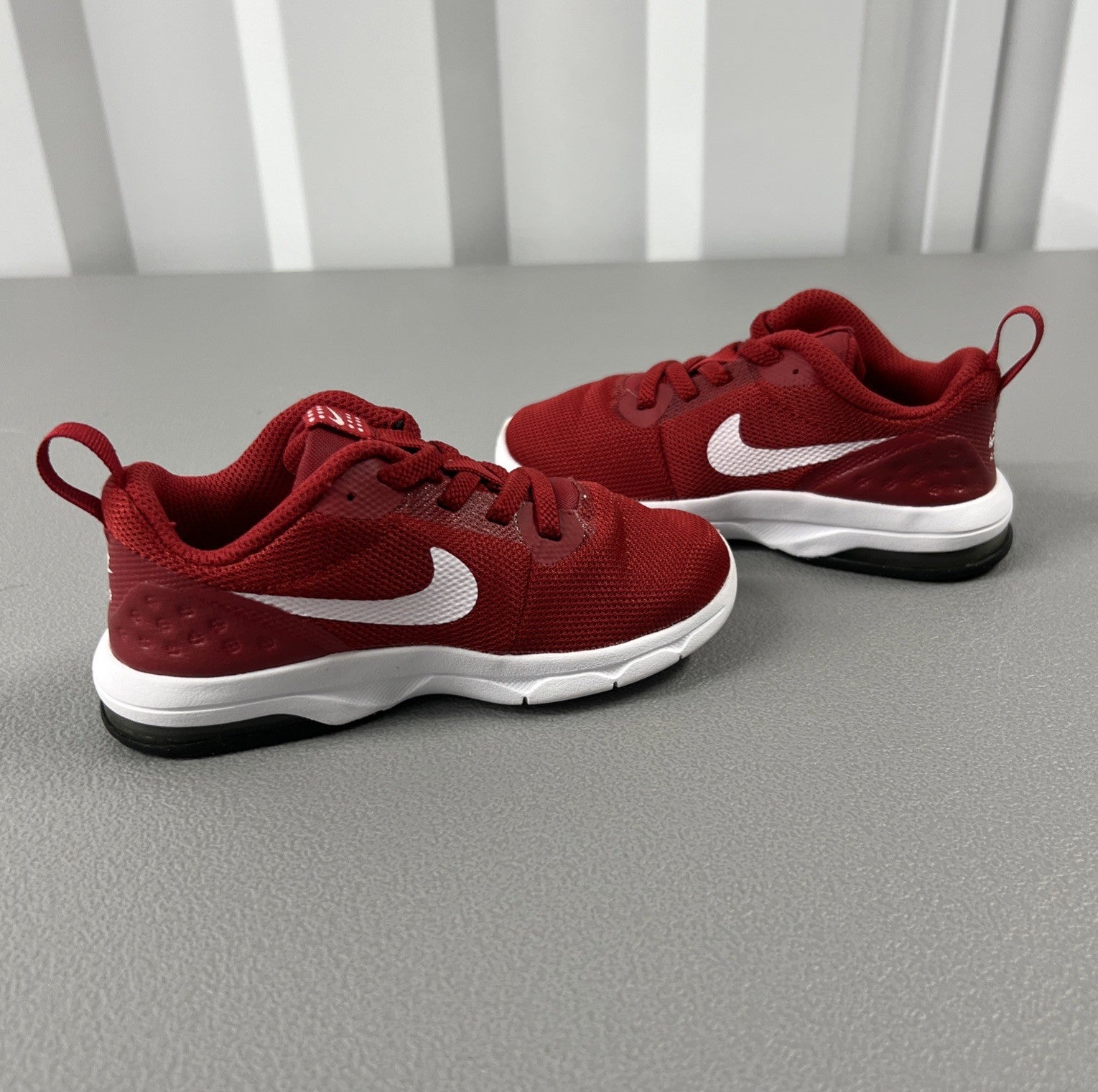 Size 9C- Nike Air Max Motion (Toddler) Red White' 917652-600