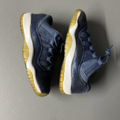 Size 6Y or 7.5 Wmns - Jordan 11 Retro Low GS 'Blue Moon’