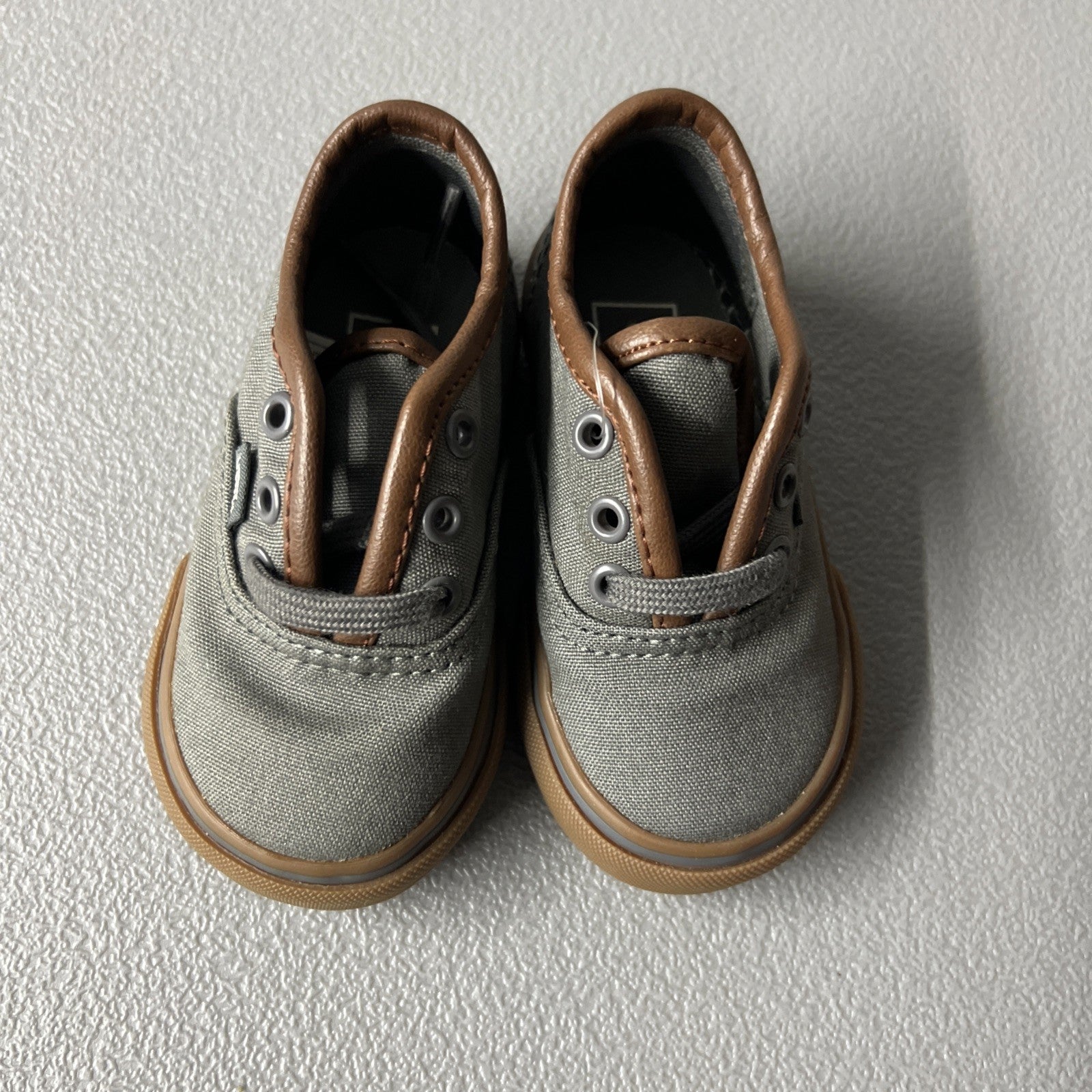 Size 4 -  Vans Authentic Castlerock Classic Gum (Toddler)