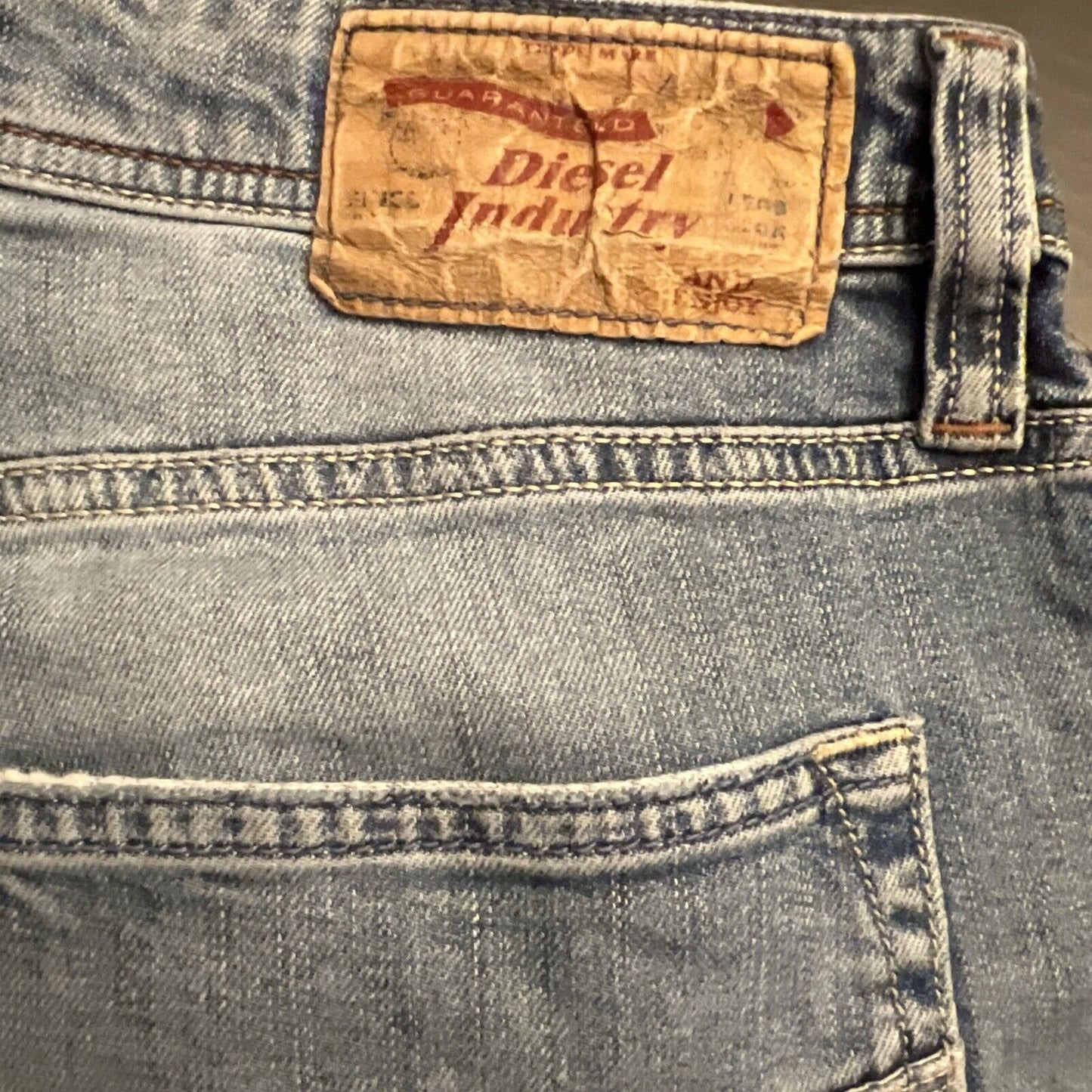 Diesel Larkee Relaxed Comfort Straight Mens Jeans 30/30