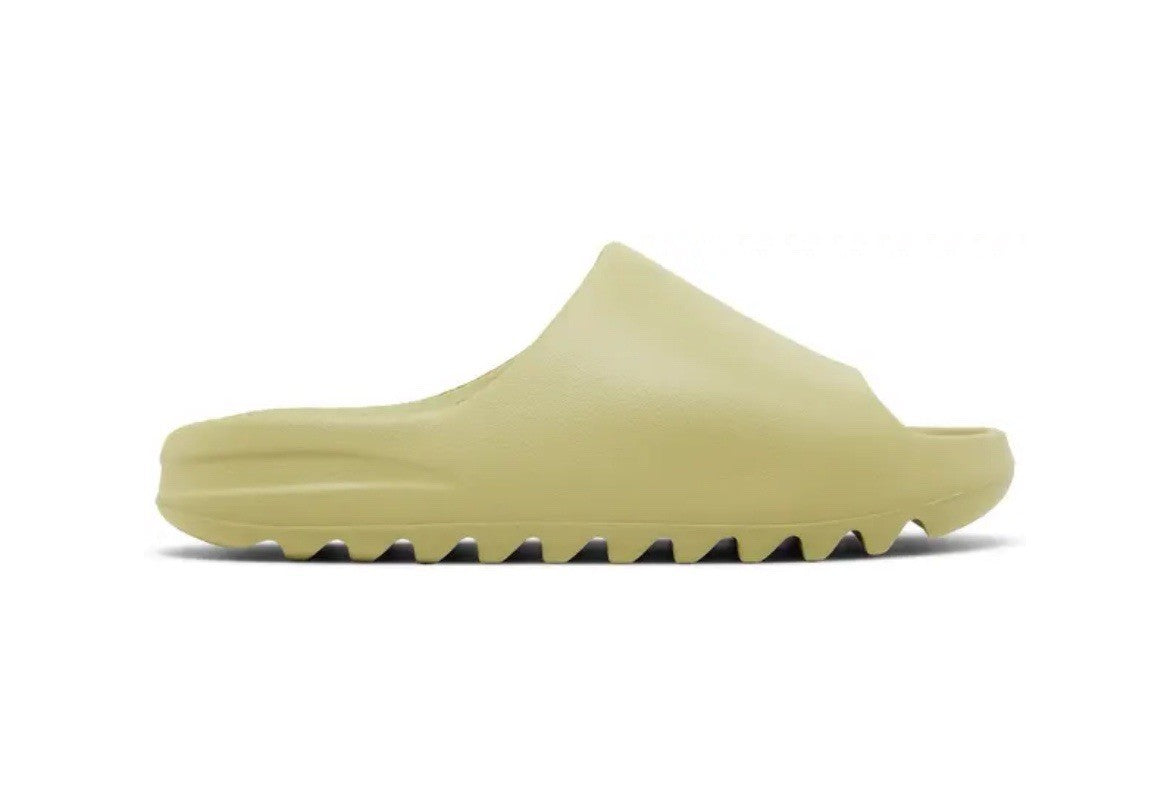 Size 9 Men’s or 10.5 Wmns- Adidas Yeezy Slide ‘Resin’